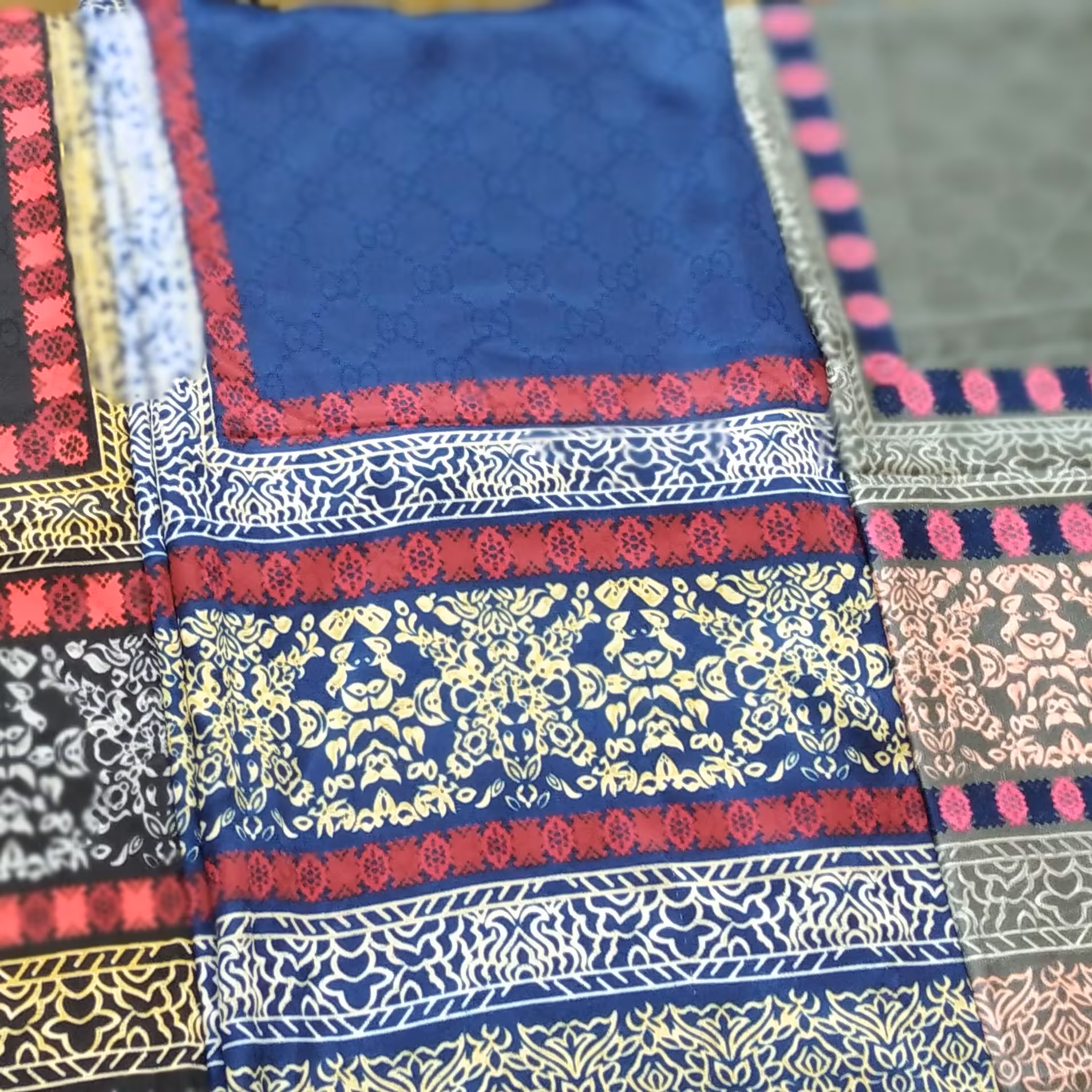 روسری ساتن ابریشم زیبا