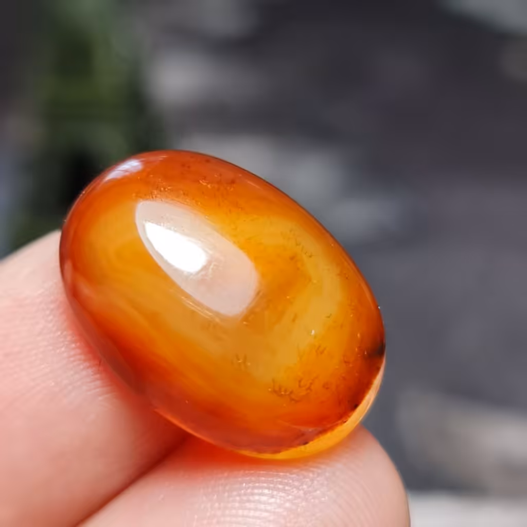 نگین فوق العاده زیبای سنگ عقیق خاص اصل معدنی 
کد 26269