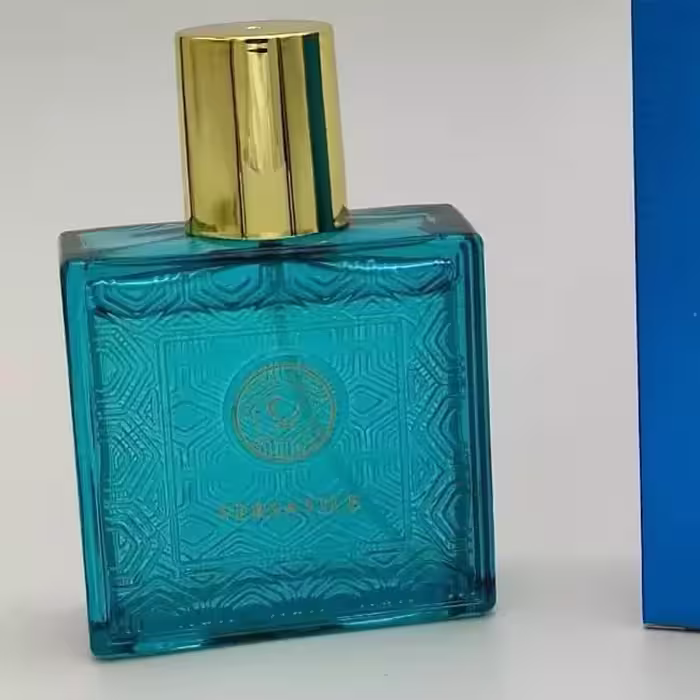 ادکلن ورساچ آبی اماراتی