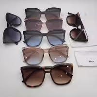 عینک آفتابی برند دیور کد 210086