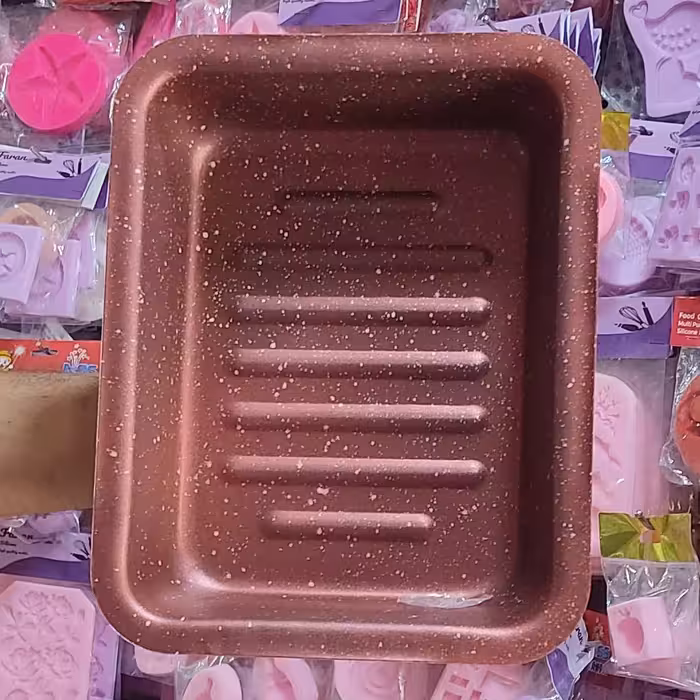 قالب مستطیل گرانیت  ابعاد 28 در37 سانت ارتفاع حدود 7 سانت کف راه راه برجسته موجوده