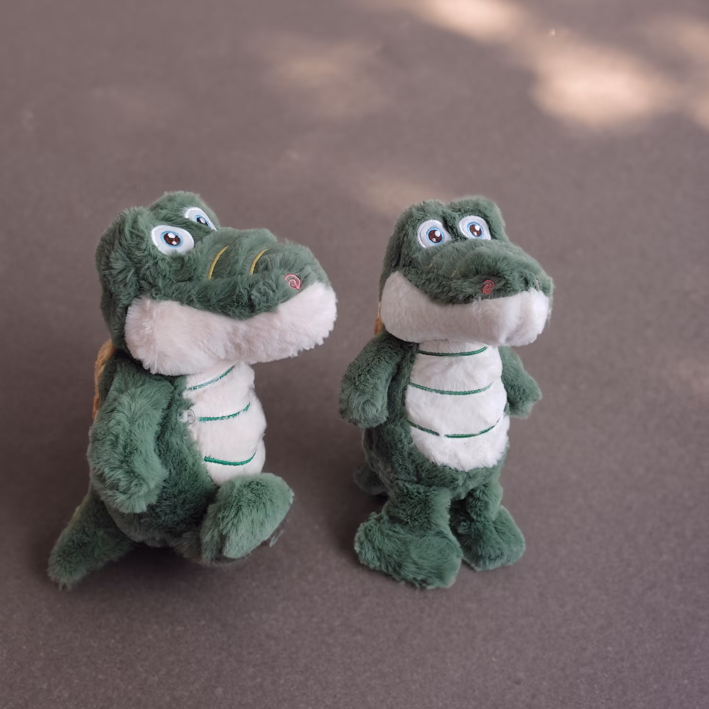 عروسک تمساح عروسک پسرونه عروسک اورجینال پولیشی (26سانت)