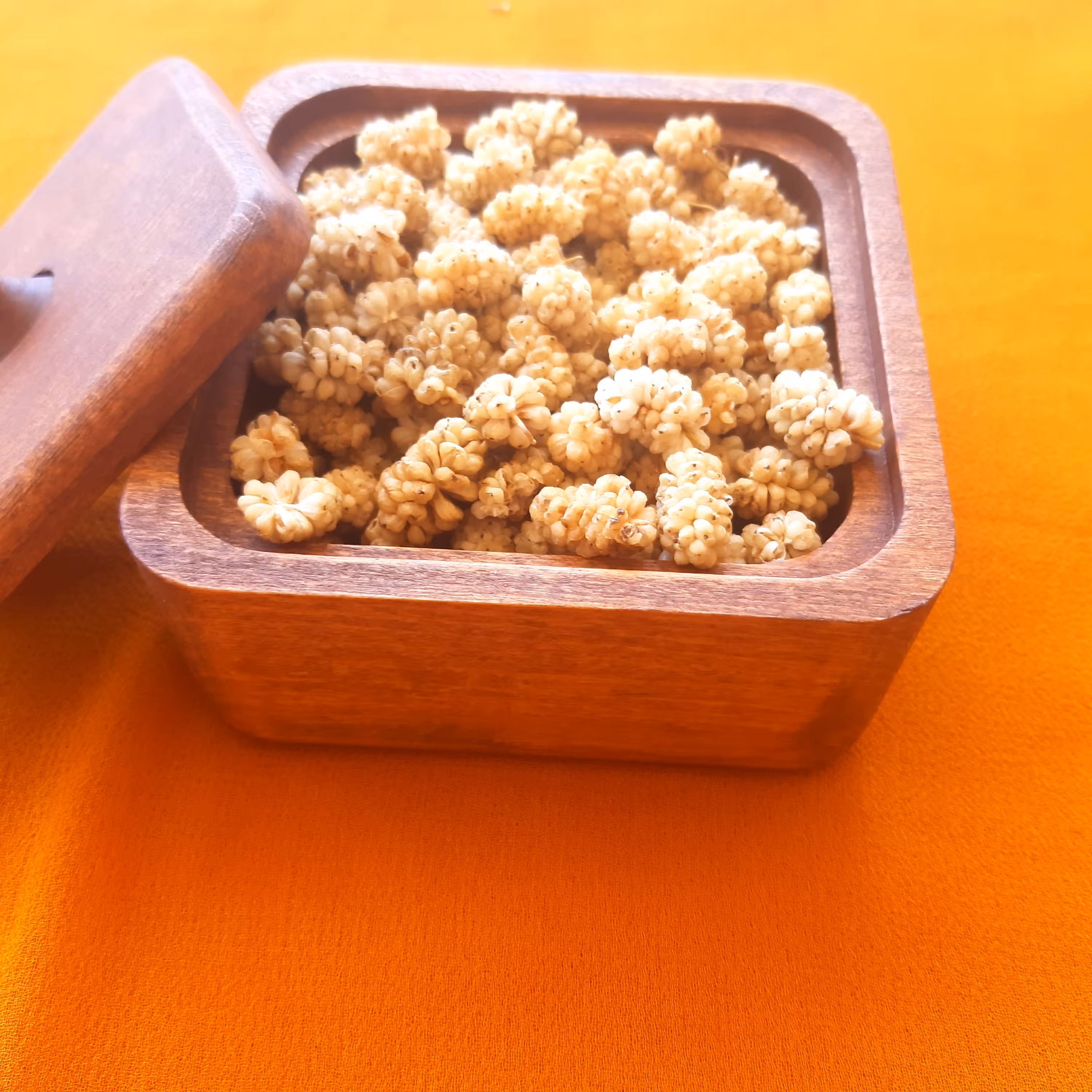 توت خشک ارگانیک و درجه یک(بسته 1200 گرمی)