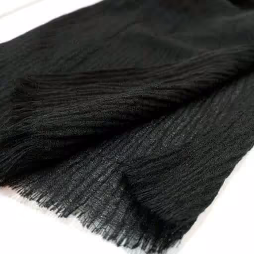 شال پفکی  در رنگ بندی زیبا 