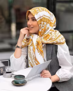 روسری ابریشم توییل دست دوز خارجی