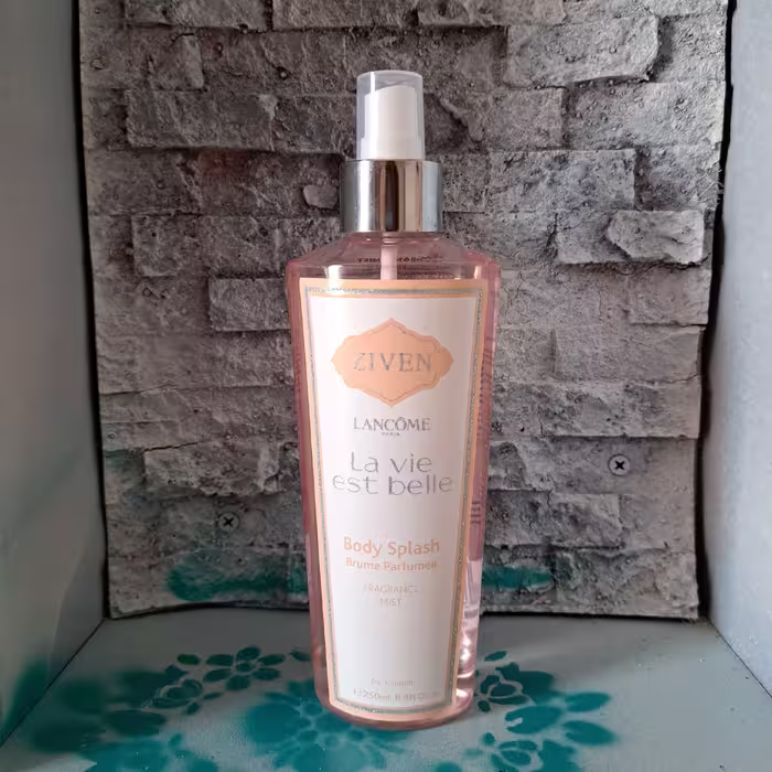 بادی اسپلش لا ویه است بله  ziven la vie est belle body splash. ماندگاری چند روزه. بسیار خوشبو. فاقد بوی الکل.