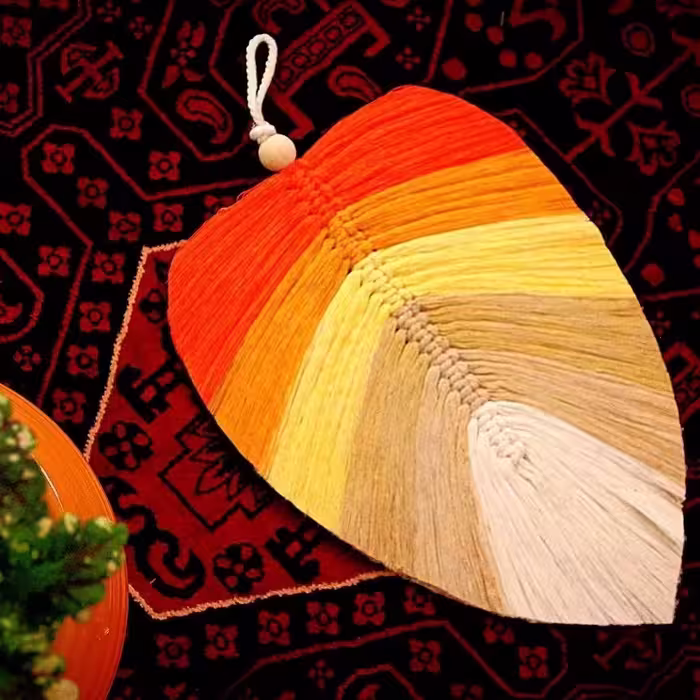 دیوارکوب برگ مکرومه بافی پاییزی خاص