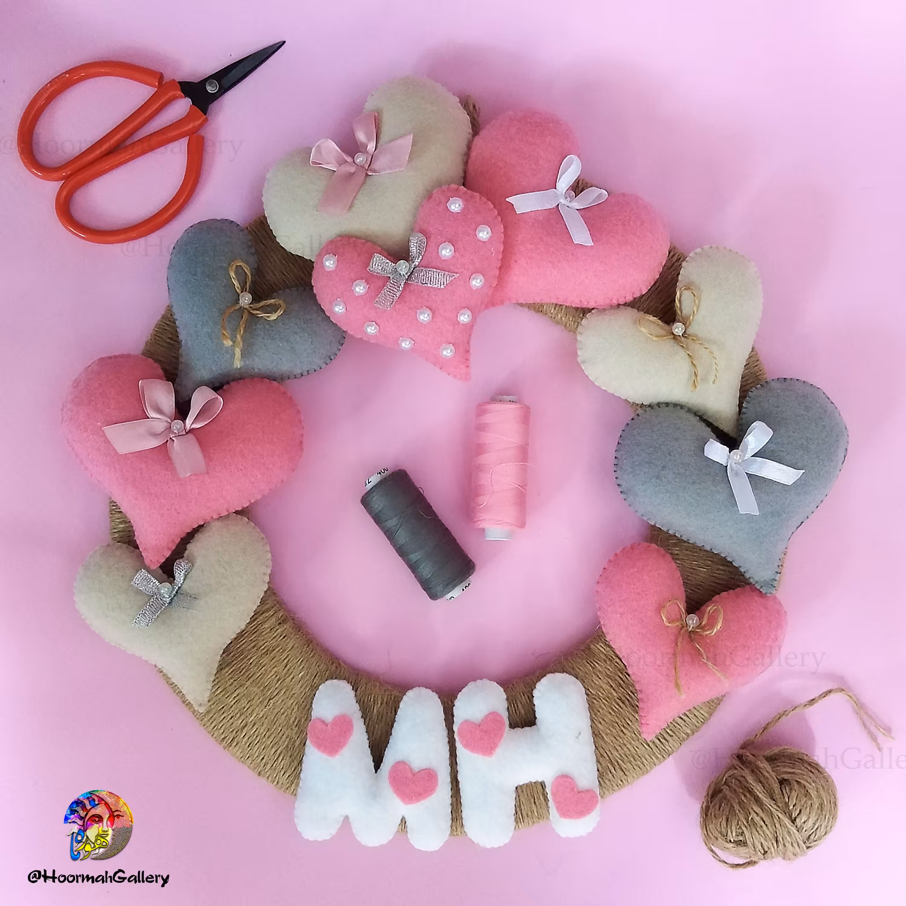 حلقه رودری کنفی با تم لاو وقلب نمدی عاشقانه برای اتاق عروس و داماد مناسب جهیزیه