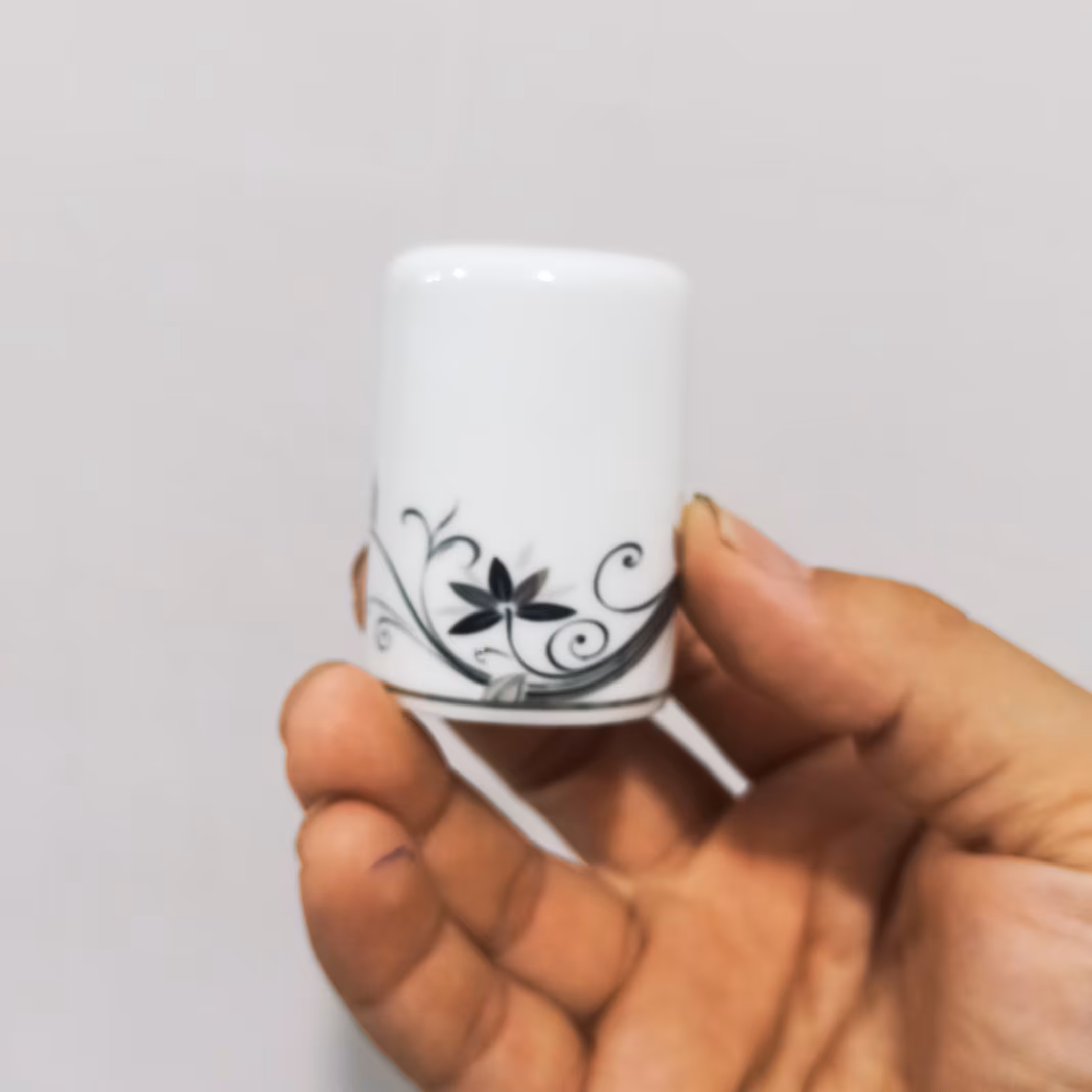 نمکپاش چینی پارس کد 944 بسته 6 عددی