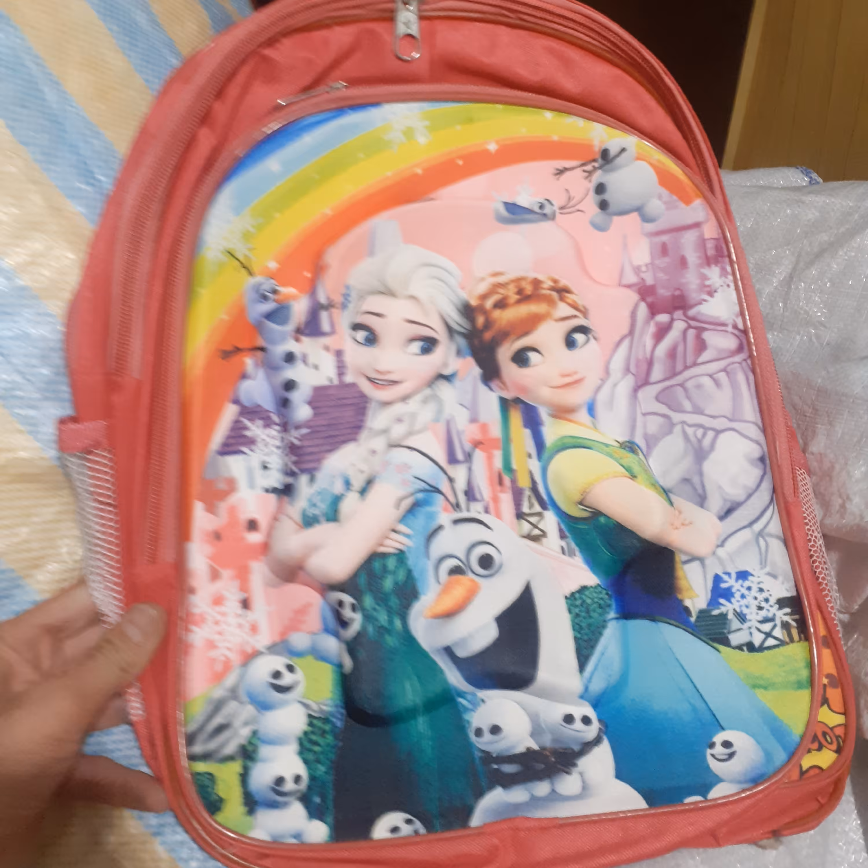 کیف مدرسه با طرح الیسا و انا سه زیپ 2