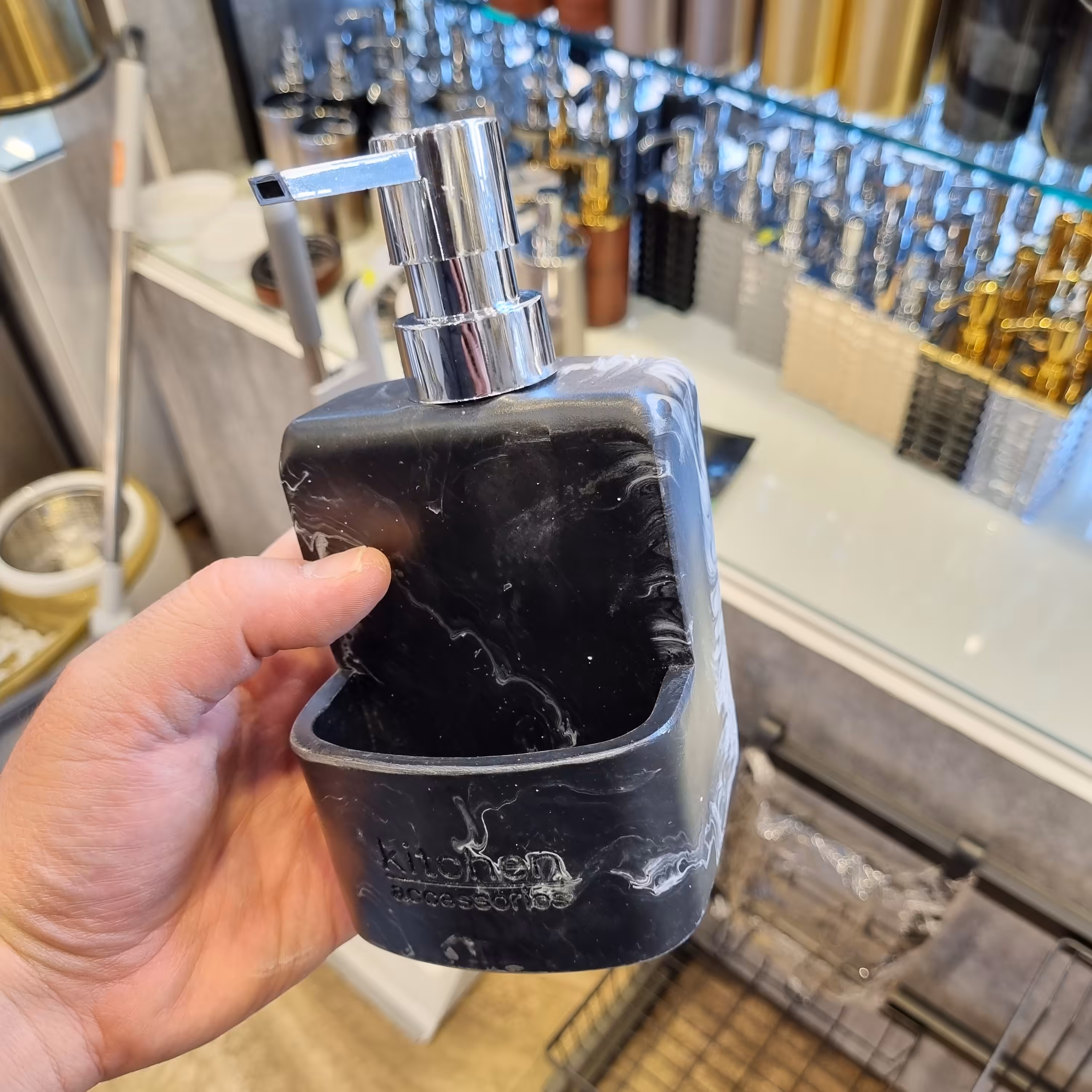 جا مایع اسکاچ کنتراست مدل  آرت جنس رزین رنگ مشکی مناسب آشپزخانه(ارسال رایگان)