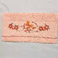 حوله دستی گلدوزی بهباف آذر مدل پروانه سایز 40 در 78 کد 08