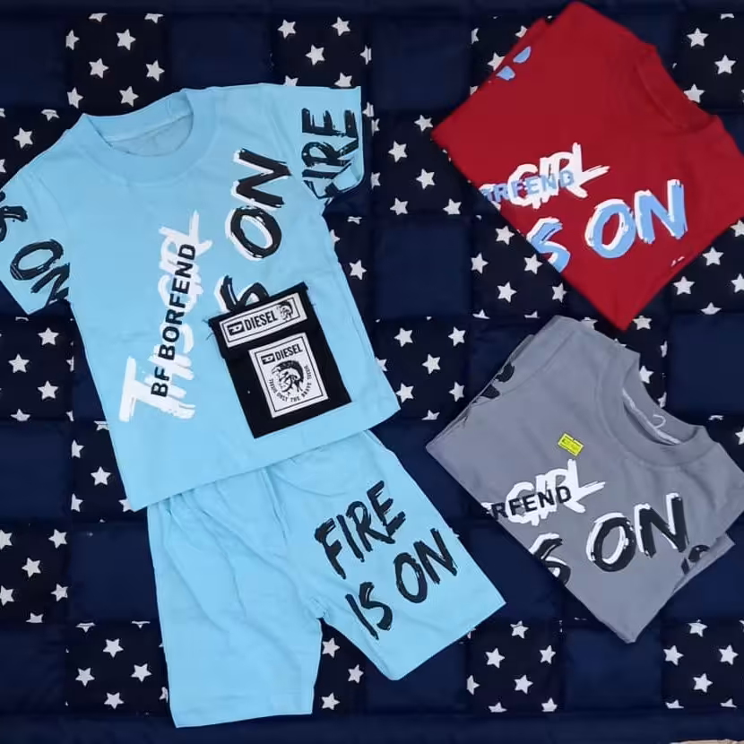 تیشرت و شلوارک جیب دار با کیفیت عالی و تنخور زیبا مناسب 1تا6سال