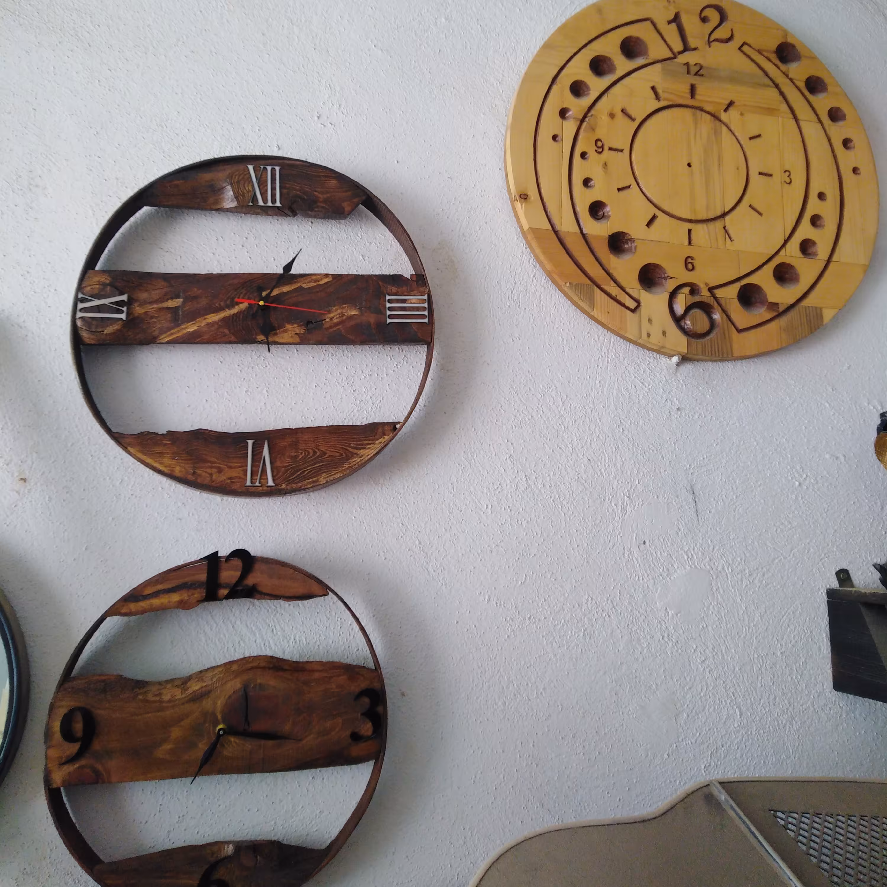 ساعت های روستیک ساعت چوبی   ساعت خاص چوب طبیعی درخت های مختلف 
