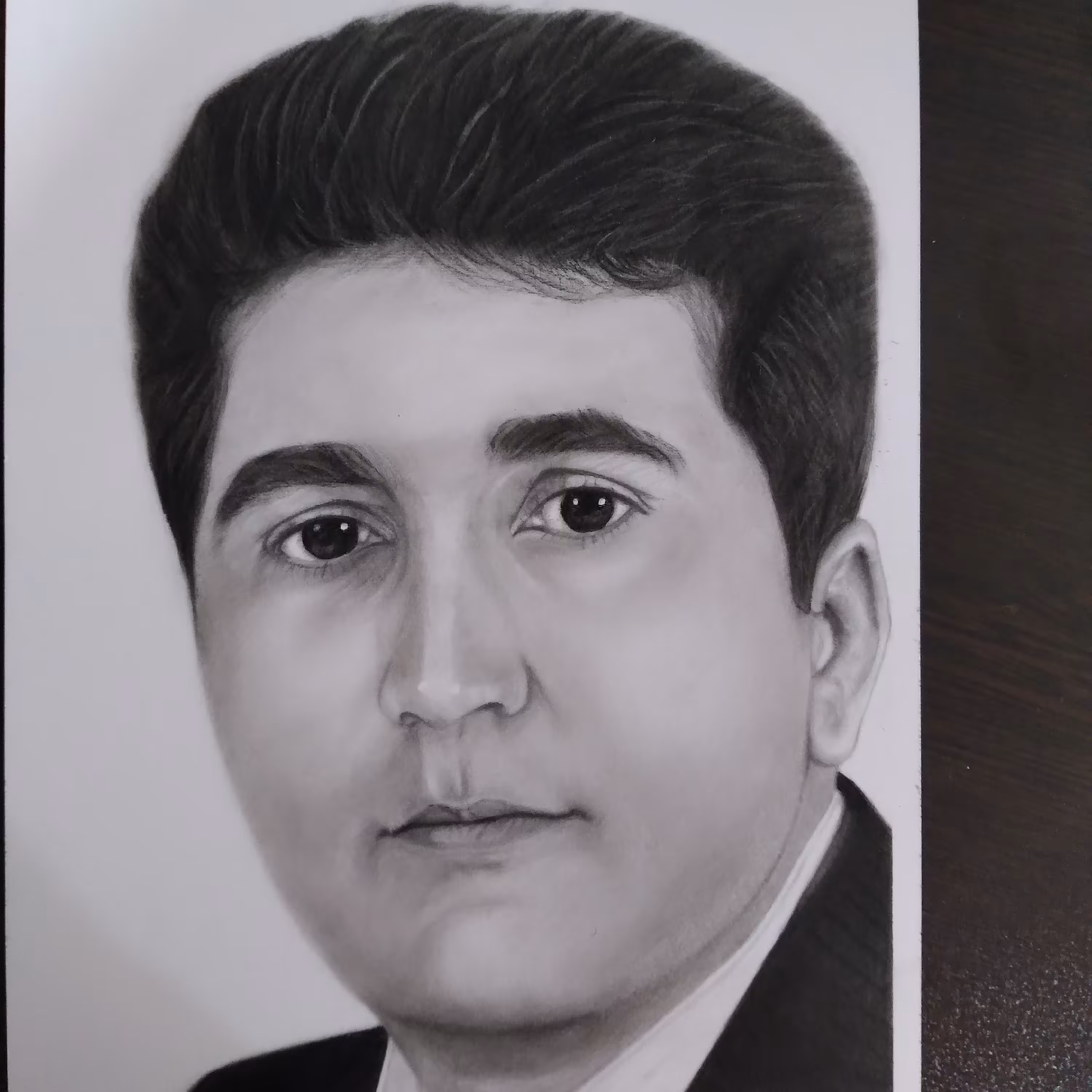 نقاشی چهره تکنیک سیاه قلم 