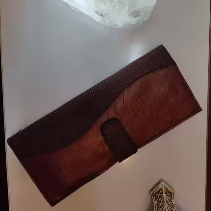 کیف  چرم طبیعی دستدوز
کیف دسته چک مردانه