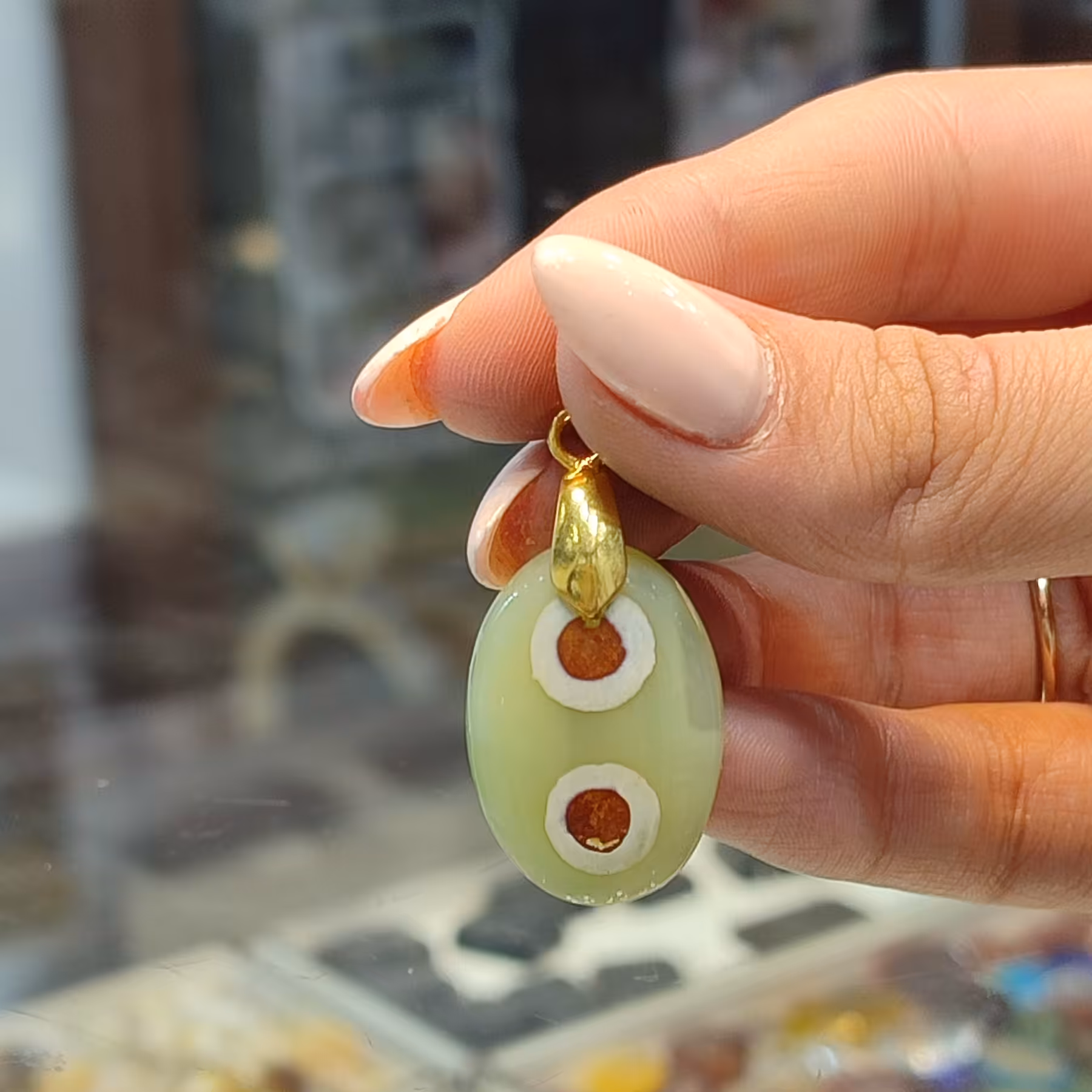 گردنی باباقوری دوچشم  فوق العاده خوشرنگ