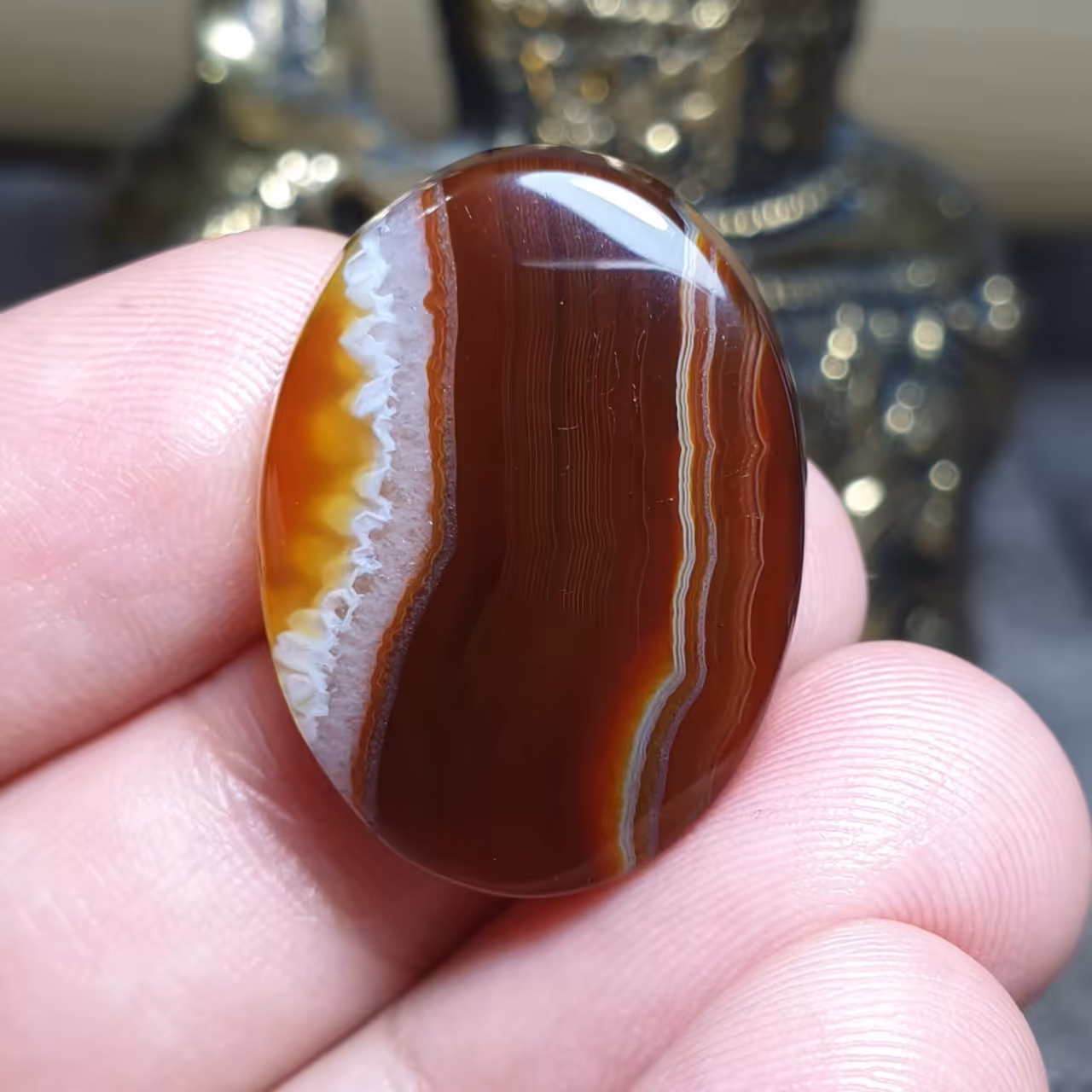 نگین فوق العاده زیبای سنگ عقیق سلیمانی بسیار خاص خراسانی اصل معدنی
کد 24515
