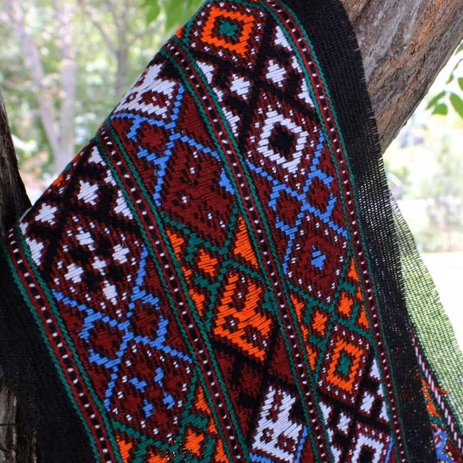 نوار پهن سوزن دوزی 