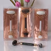 جیدرولر ماساژور صورت معروف به سنگ یشم