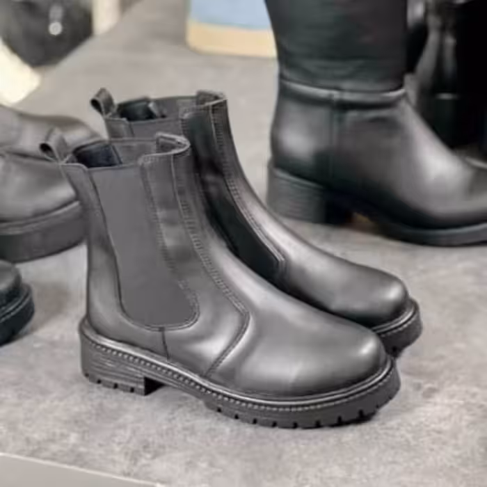 بوت زنانه ودخترانه