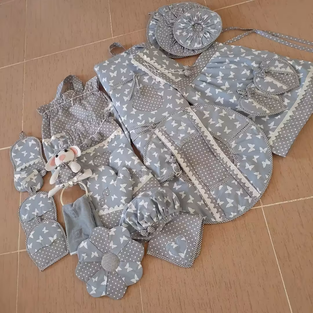 سرویس آشپزخانه ی  با پارچه کتان و تکه دوزی منحصربه فرد و شیک  