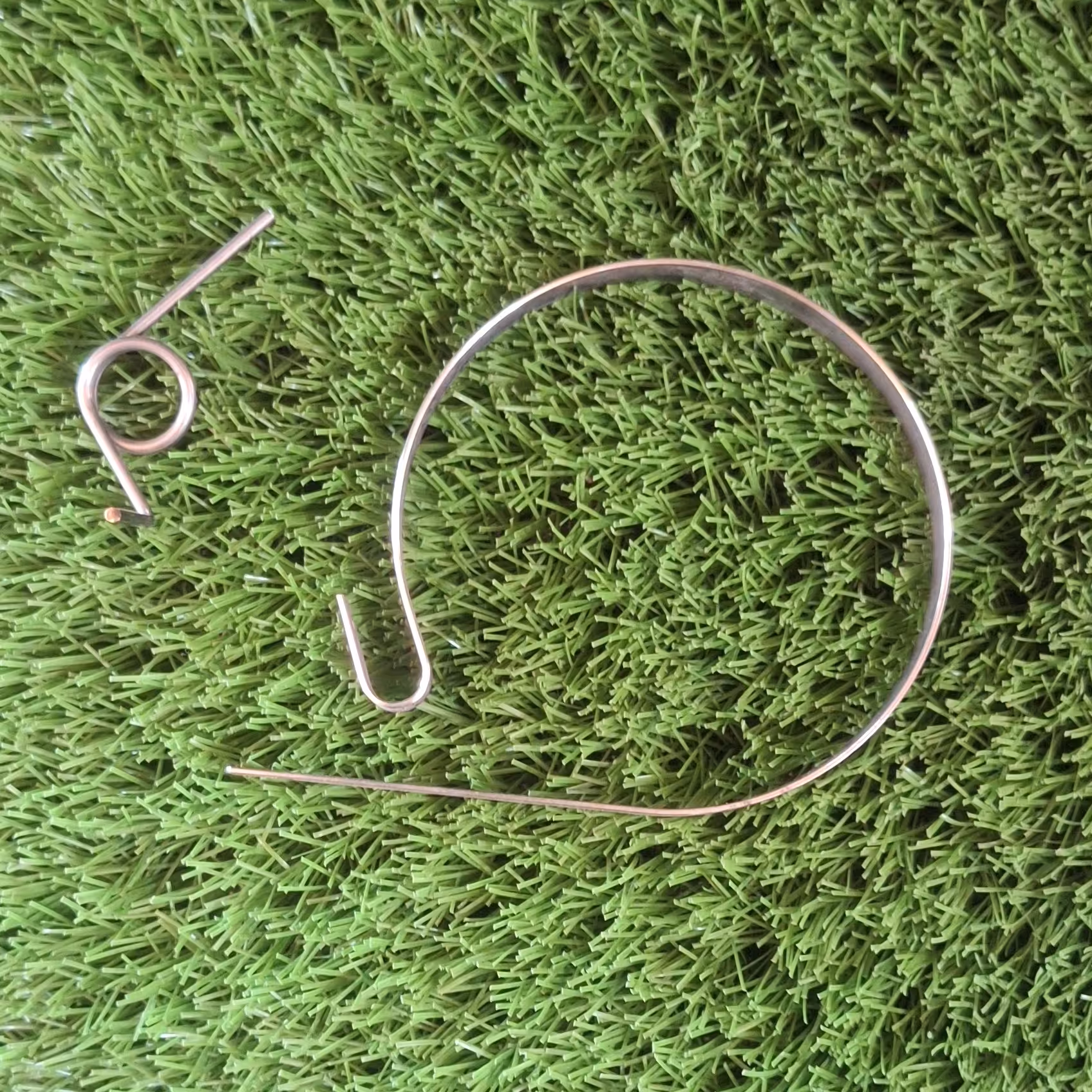 فنر بزرگ دسته کلاچ اره موتوری