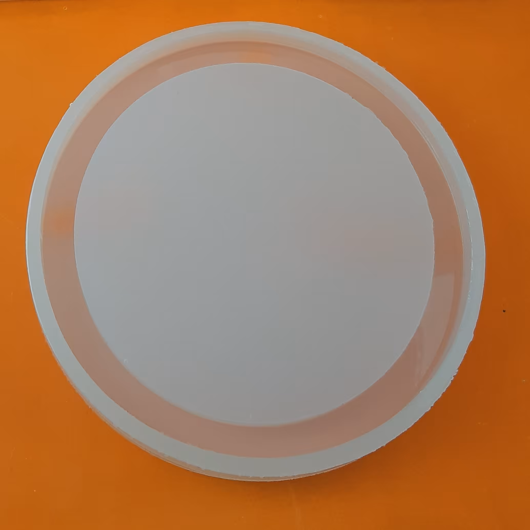 قالب سیلیکونی زیرلیوانی دایره لبه دار  10 سانتی