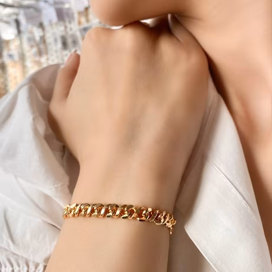 دستبند ysx طلایی مدل کارتیر 