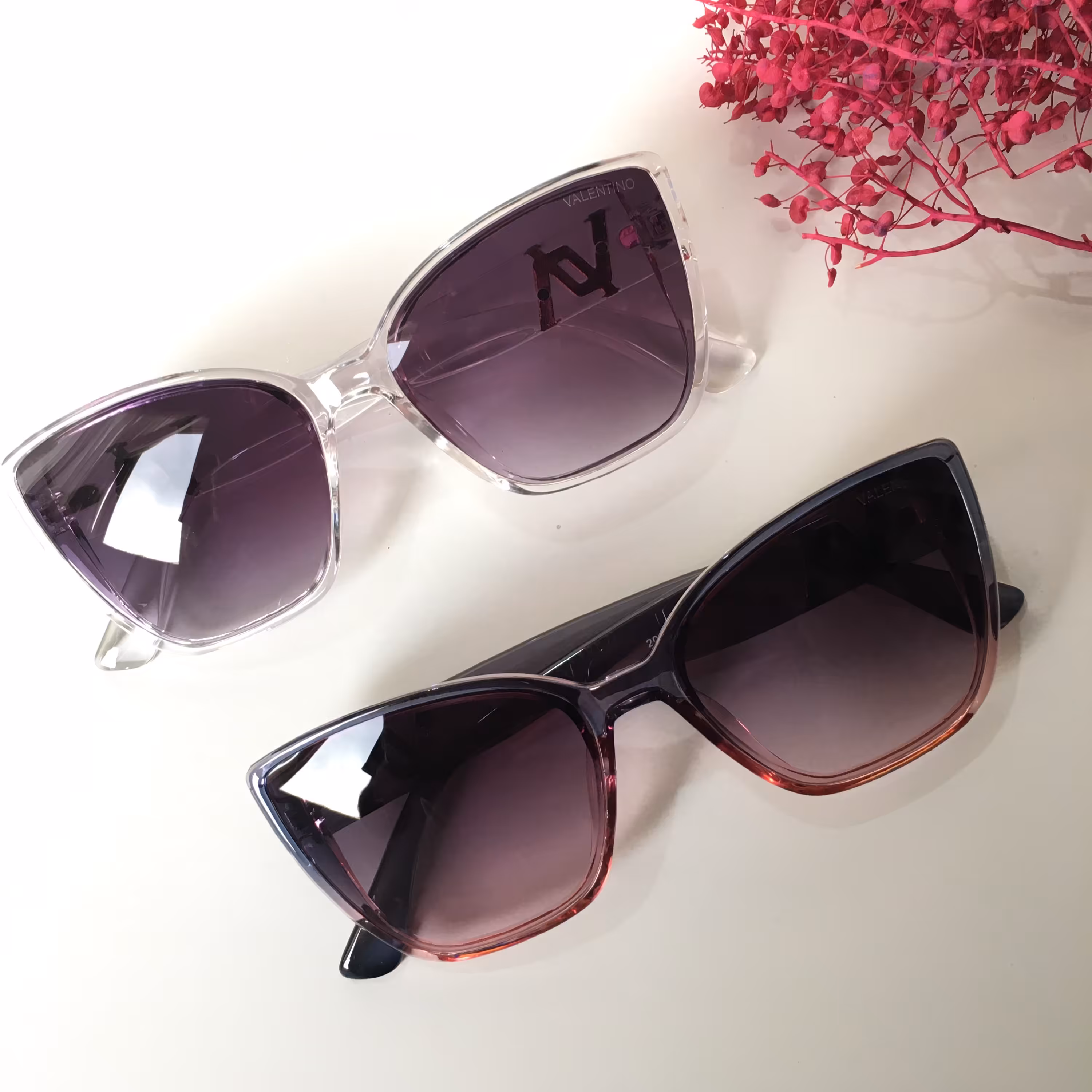 عینک آفتابی زنانه برند ولنیتنو فشن هایلایت