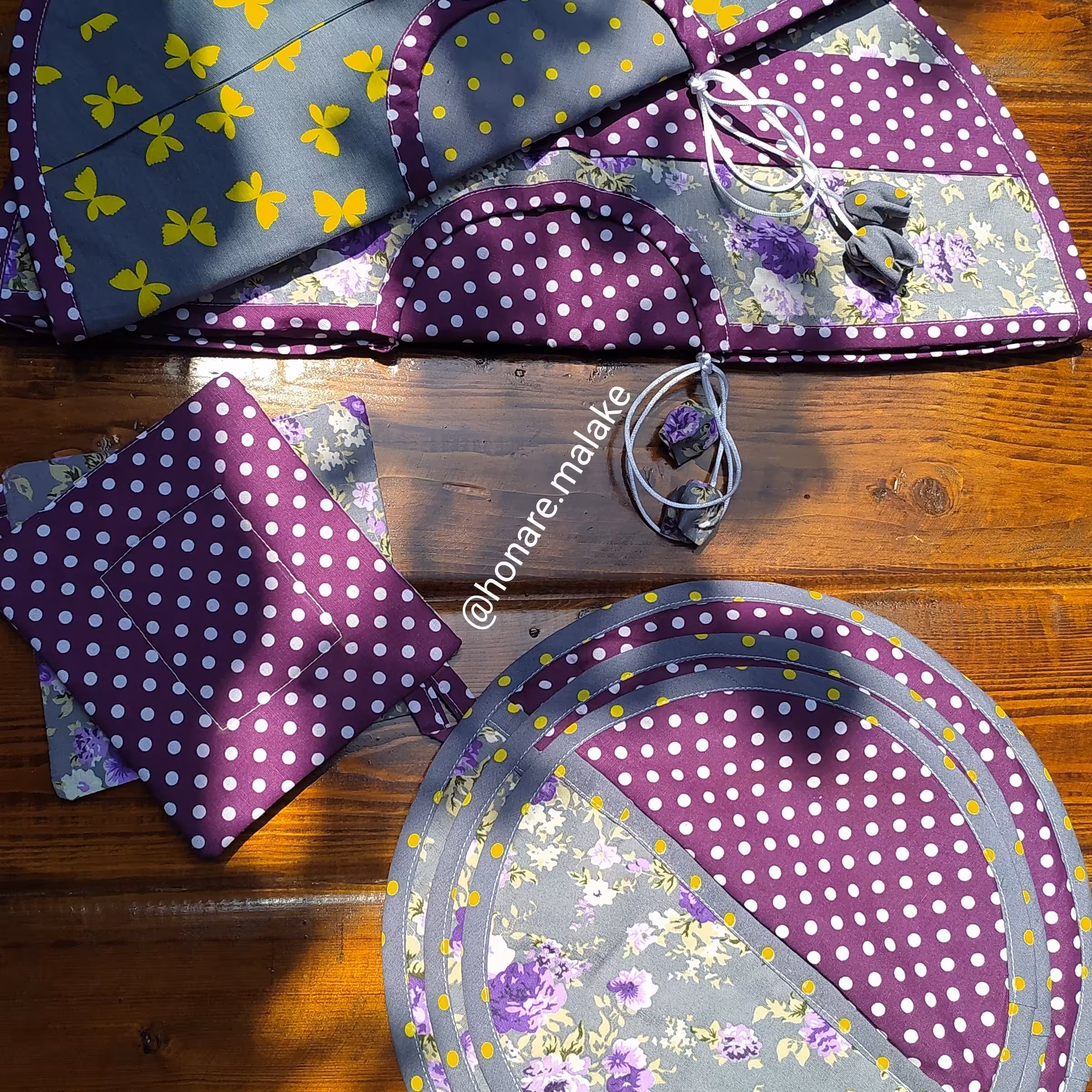 کاور قابلمه و دمکنی ترکیب رنگ بنفش خالدار و گلدار 