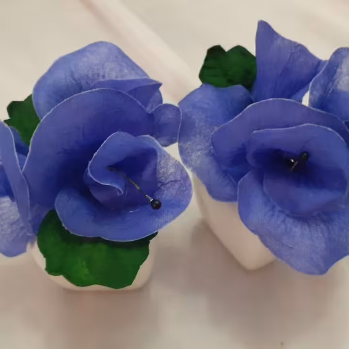 گلهای ریز لمسی