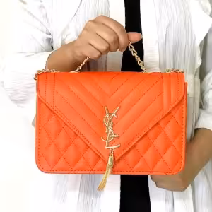 کیف زنانه پاسپورتی منگوله دار