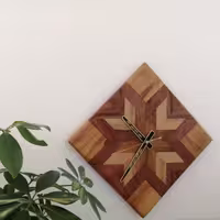 ساعت چوبی مدل چهل تکه