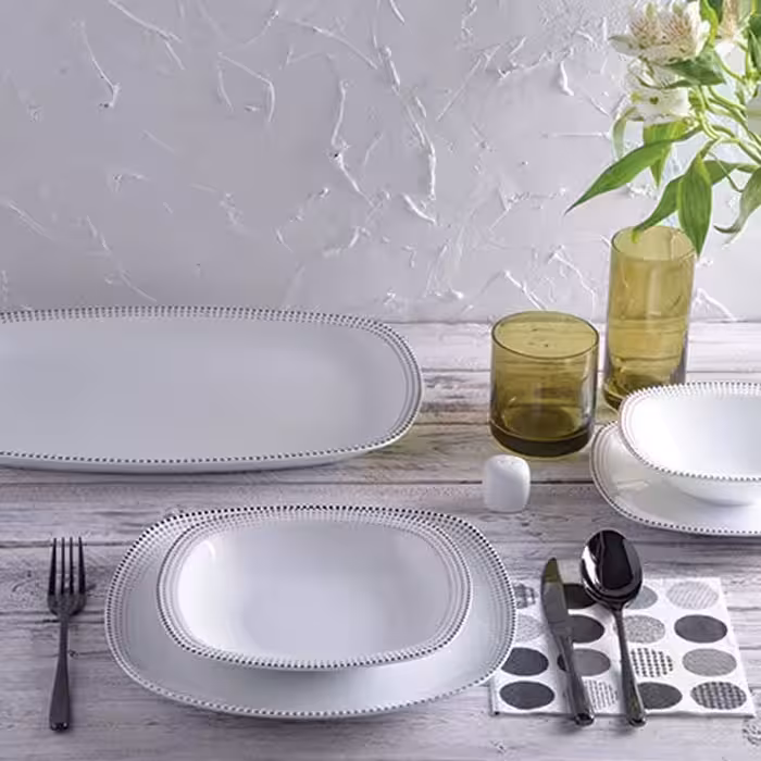 سرویس چینی زرین 12 نفره طرح مون بلان مشکی قالب کواترو 98 پارچه