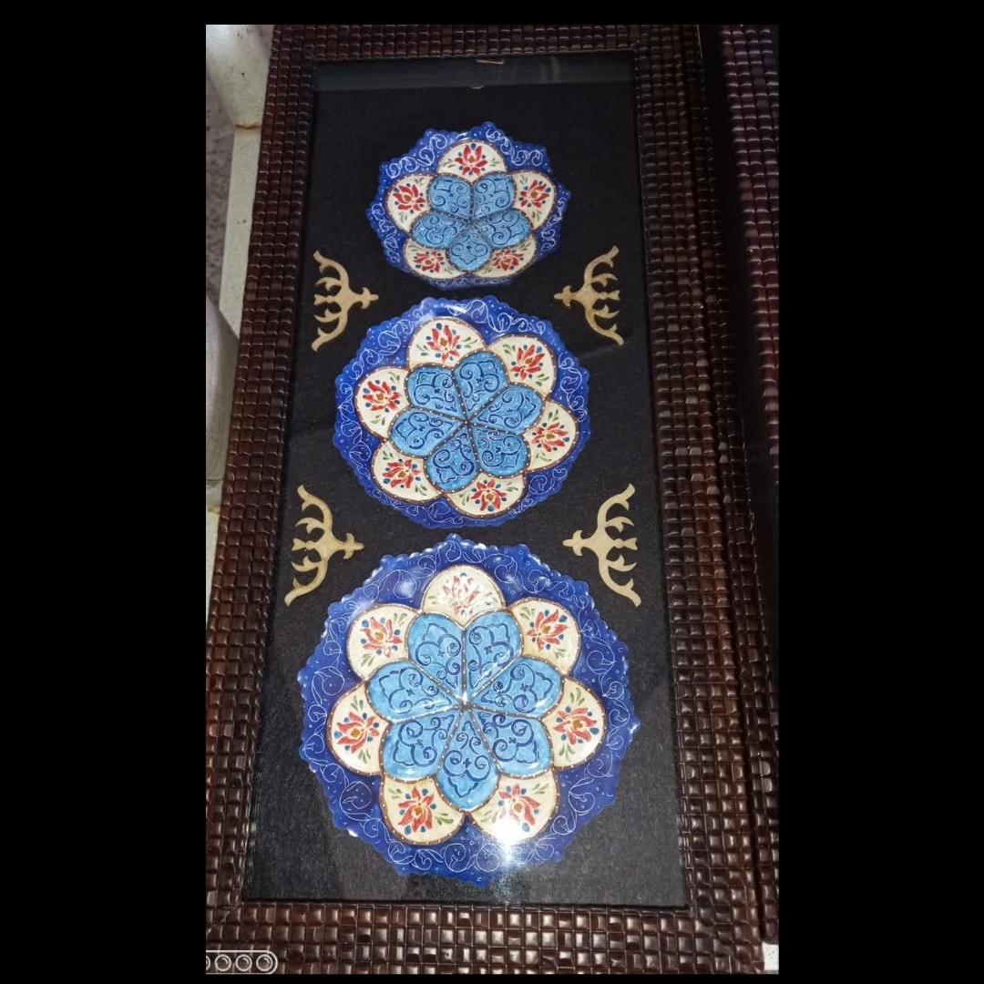 دیوارکوب سه تایی میناکاری شده با قاب پی وی سی با طرح زیبا و عالی
