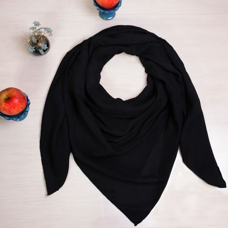 روسری کرپ مشکی سایز متوسط