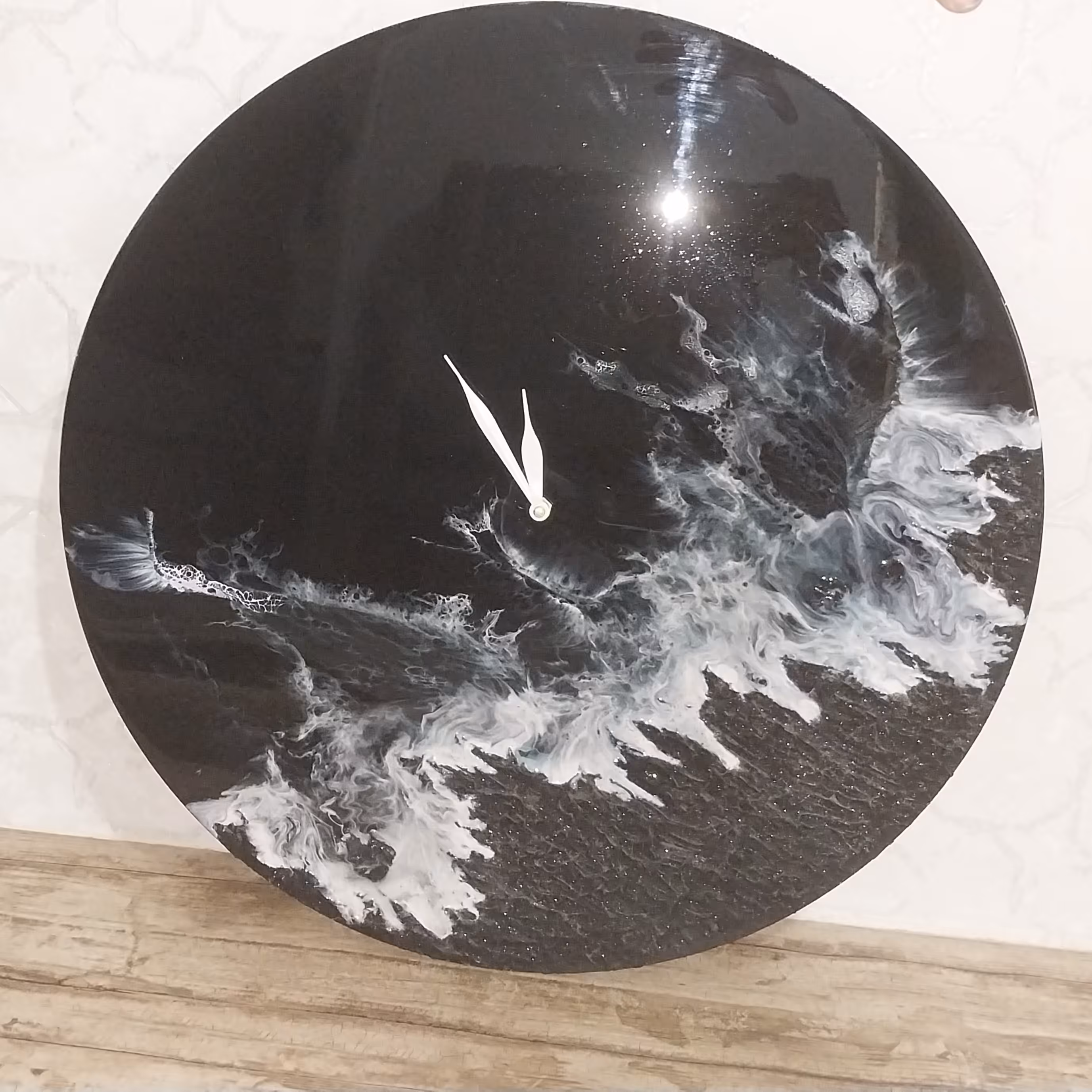 ساعت لوکس رزینی دست ساز  طرح دریای شب