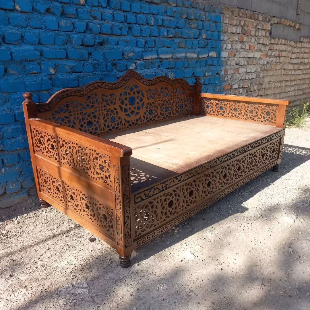 تخت سنتی 4(پسکرایه)