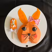 شکلات قلب سورپرایز خرگوشی با پاپسیکل یکطرف باز طعم پرتقالی هزینه ارسال در مقصد با مشتری عزیز