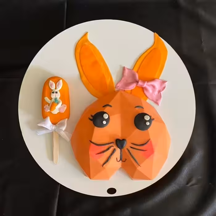 شکلات قلب سورپرایز خرگوشی با پاپسیکل یکطرف باز طعم پرتقالی هزینه ارسال در مقصد با مشتری عزیز