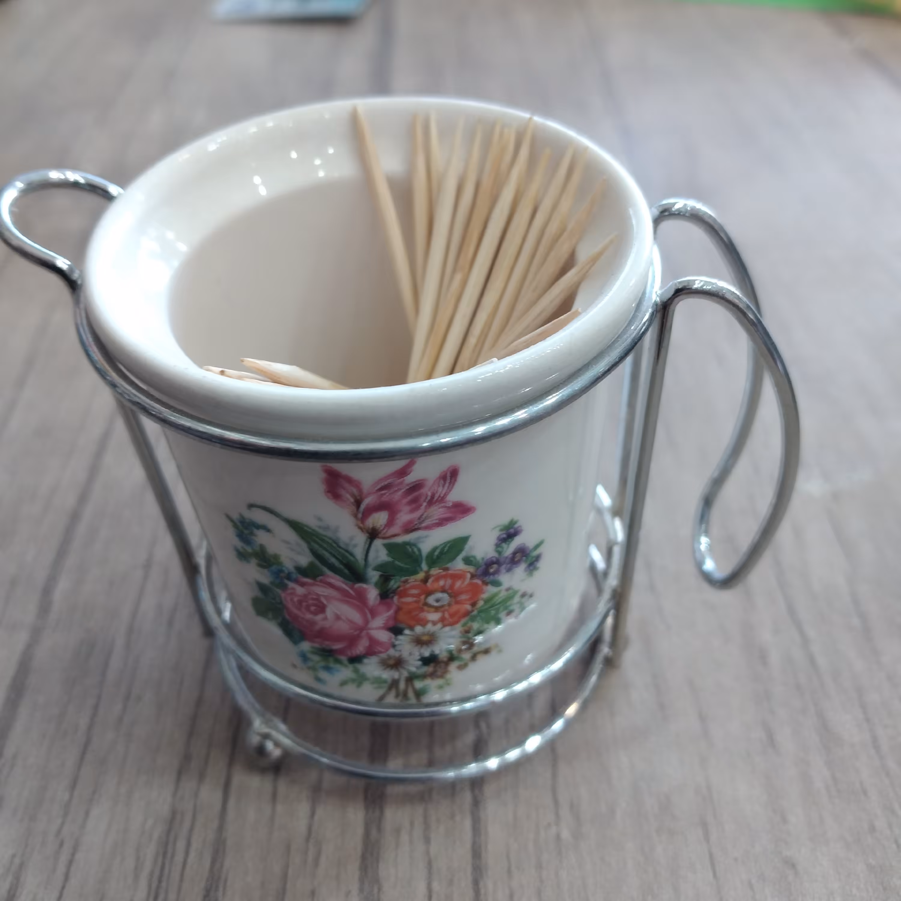 جای خلال دندان