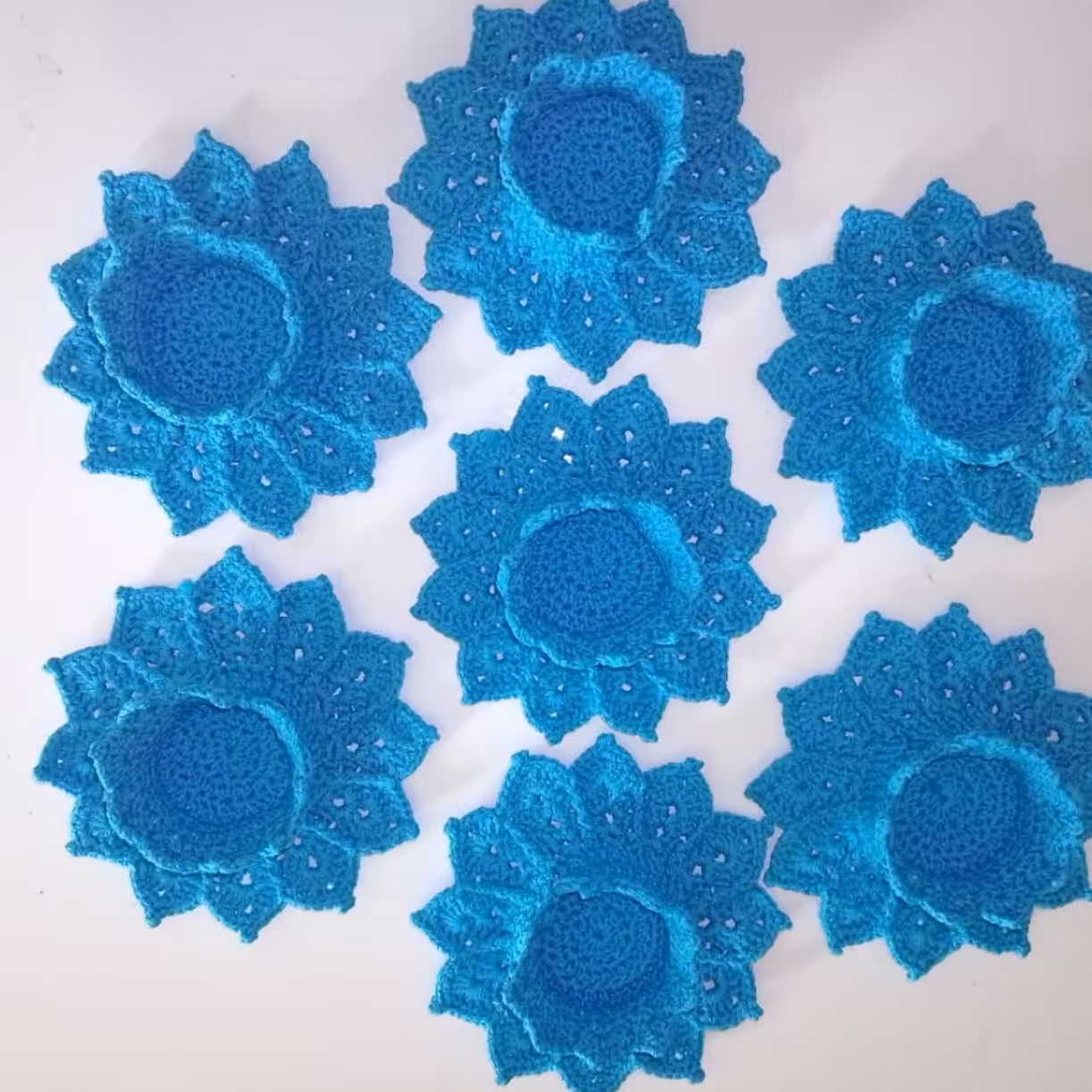 کاور ظرف هفت سین بافت با نخ مکرومه و مرسریزه وزن کل 200 گرم (تقریبی)