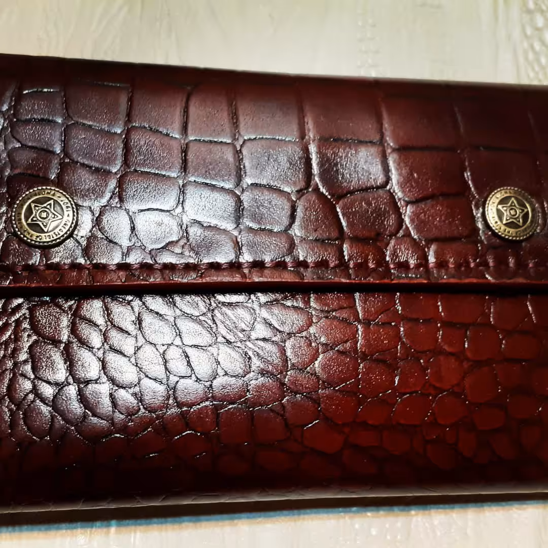 کیف پول دکمه دار چرم