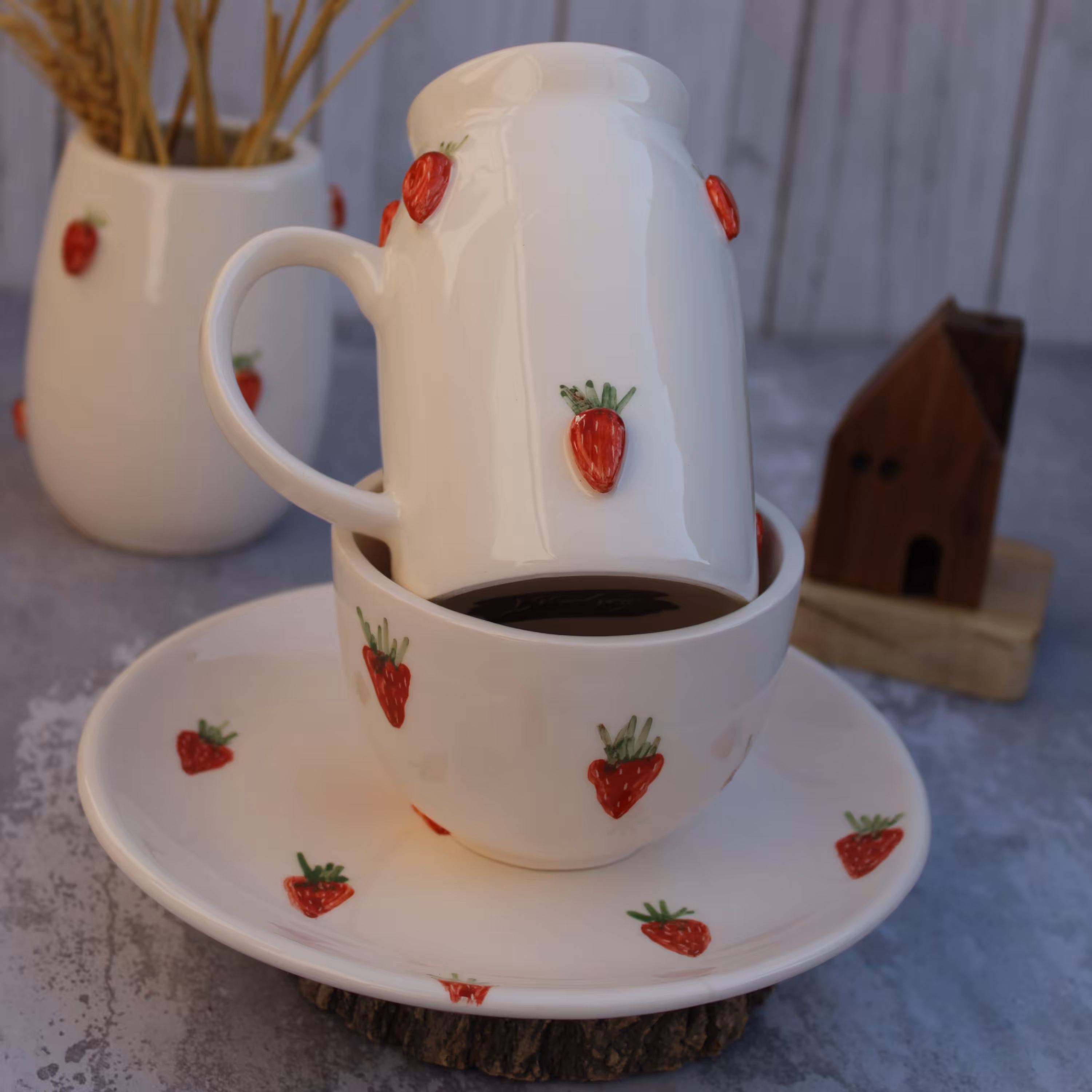 سِت جذاب ماگ و کاسه و بشقاب میوه ها🍓