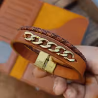 دستبند چرم طبیعی