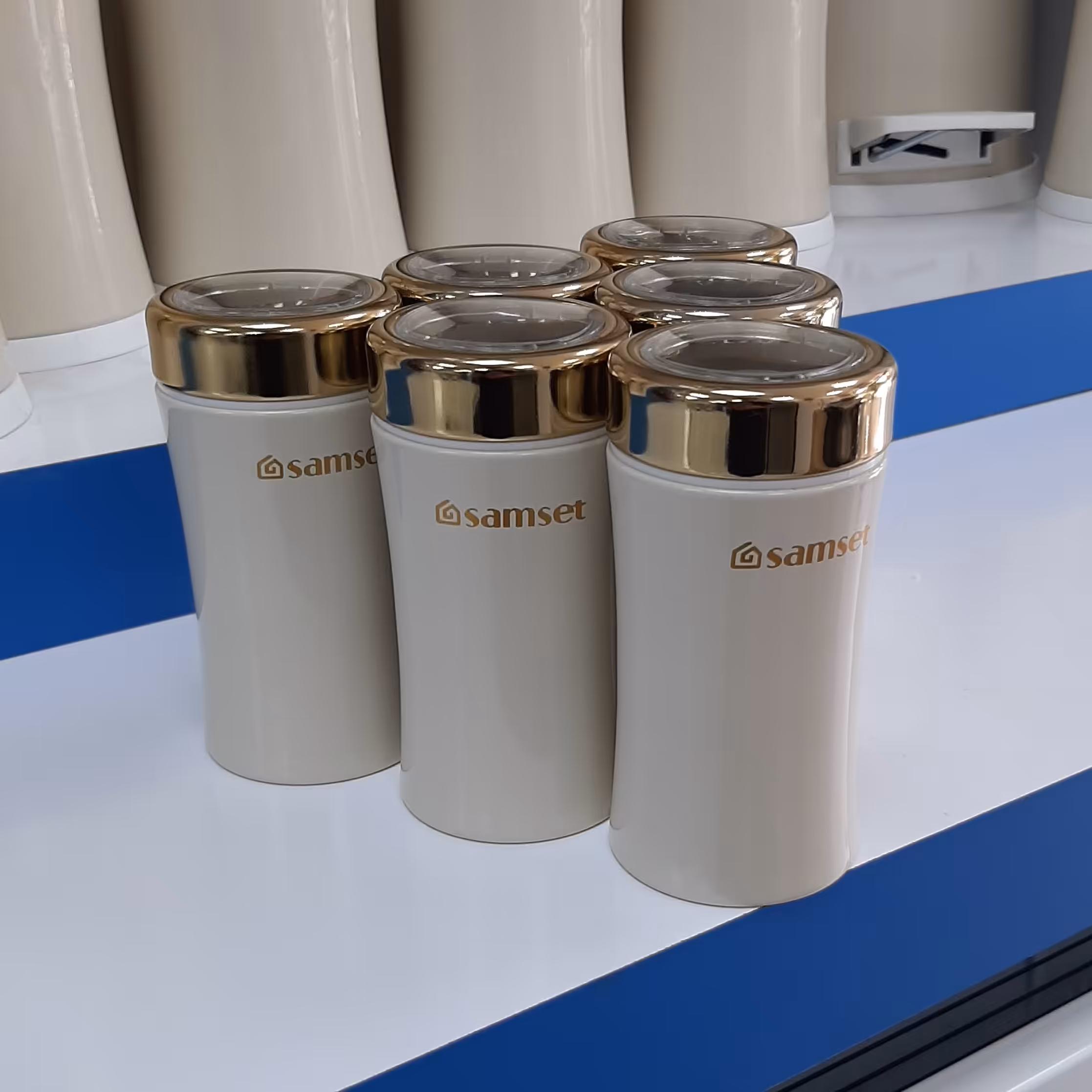 سرویس آشپزخانه سام ست کمر باریک کرم طلایی