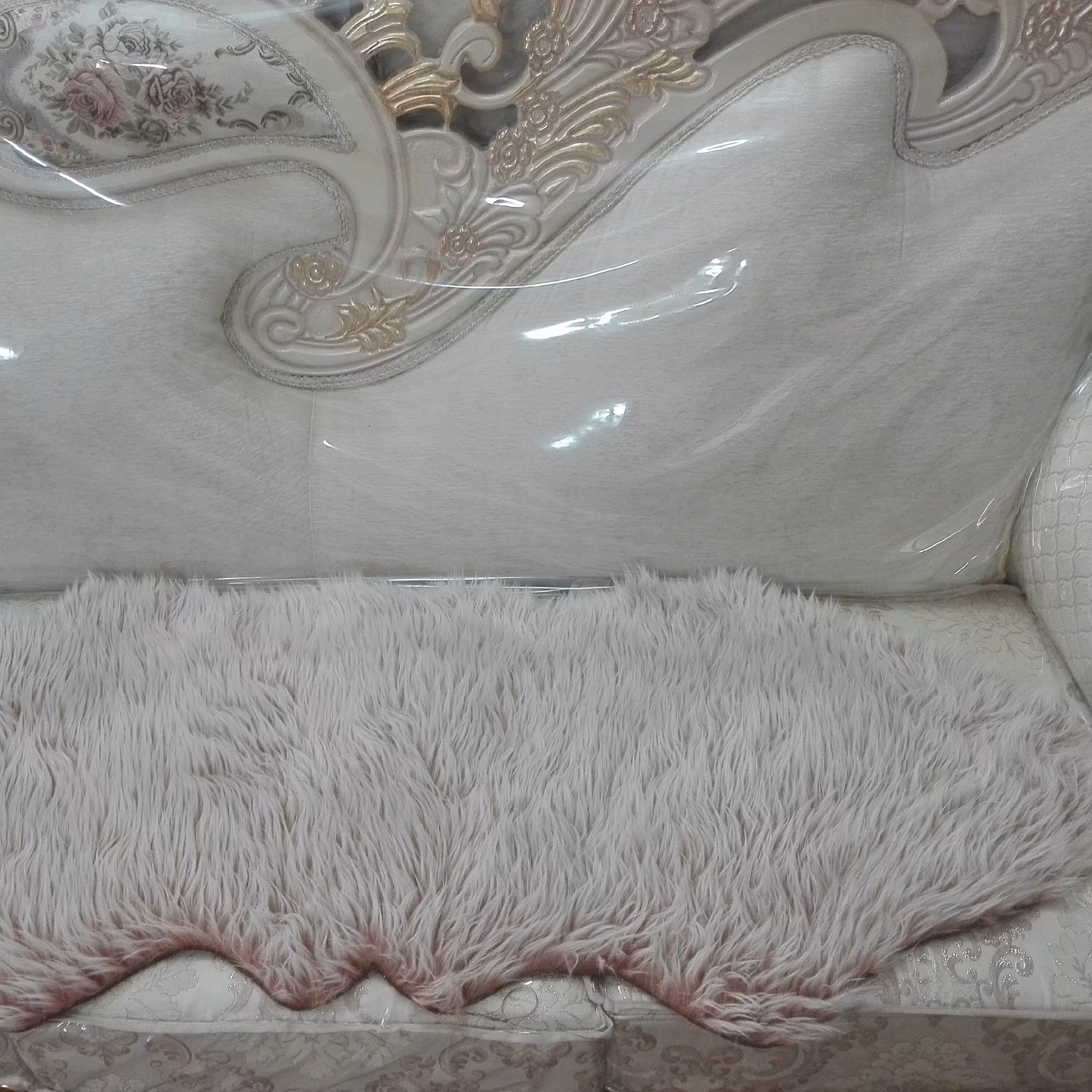 خز شال مبل کرم نسکافه ای