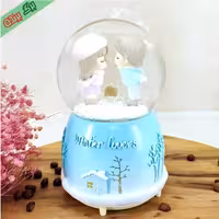 گوی موزیکال پمپی طرح عاشقان زمستان