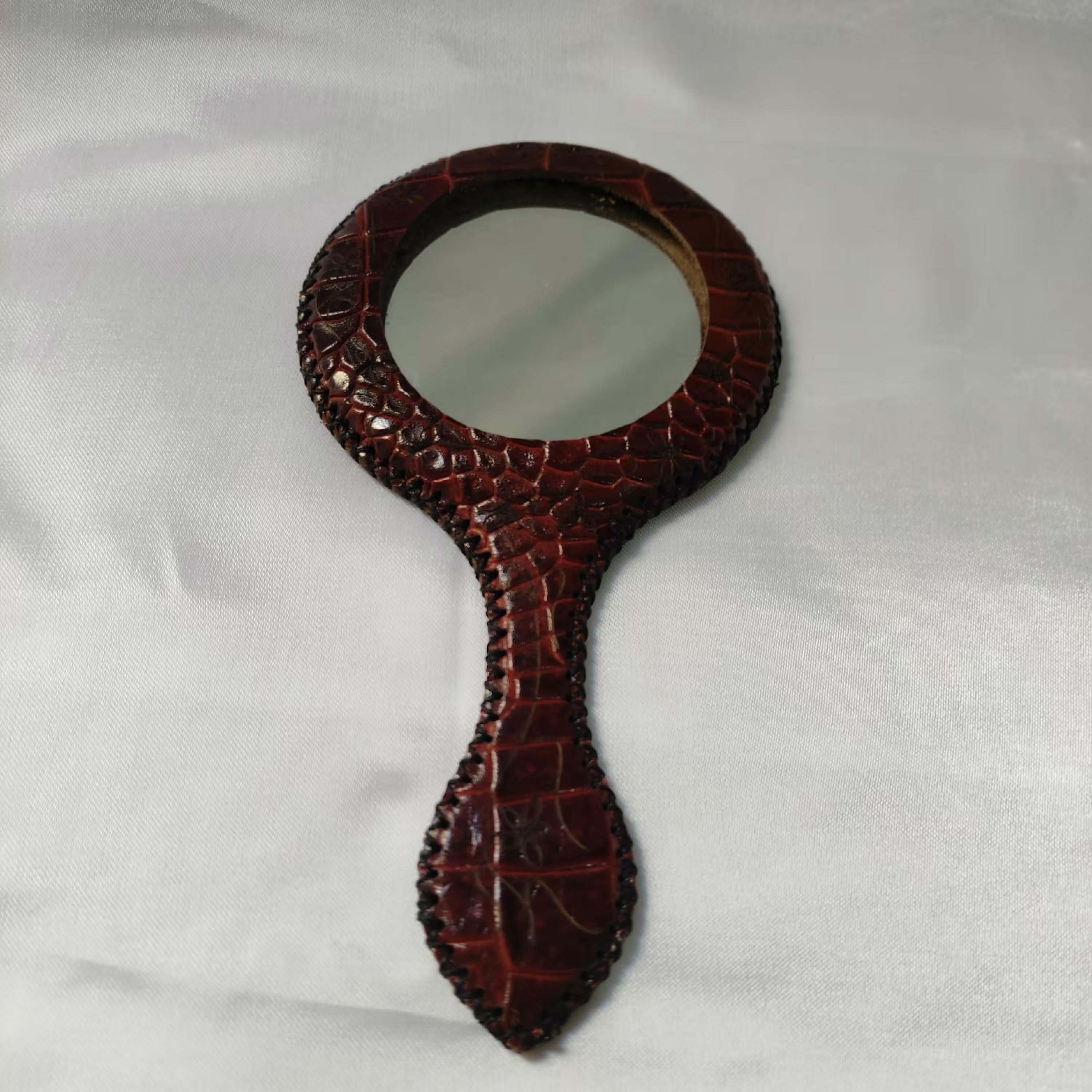 آیینه دستدار  زنانه ( پس کرایه)